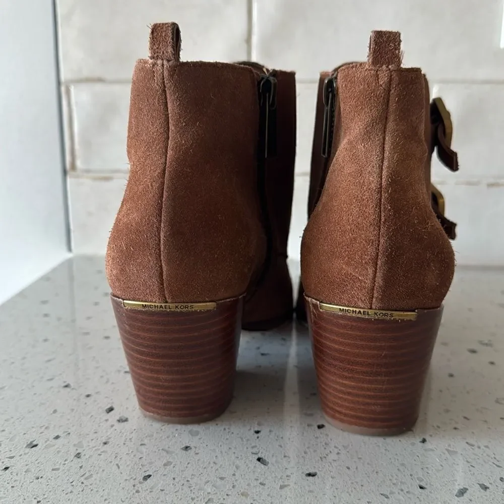 Michael Michael Kors Loni Ankle Bootie Luggage Suede Leather Western heel Size 8